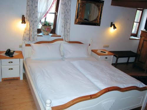Hotel Peter Schaefer Ginsheim Gustavsburg Bagian luar foto